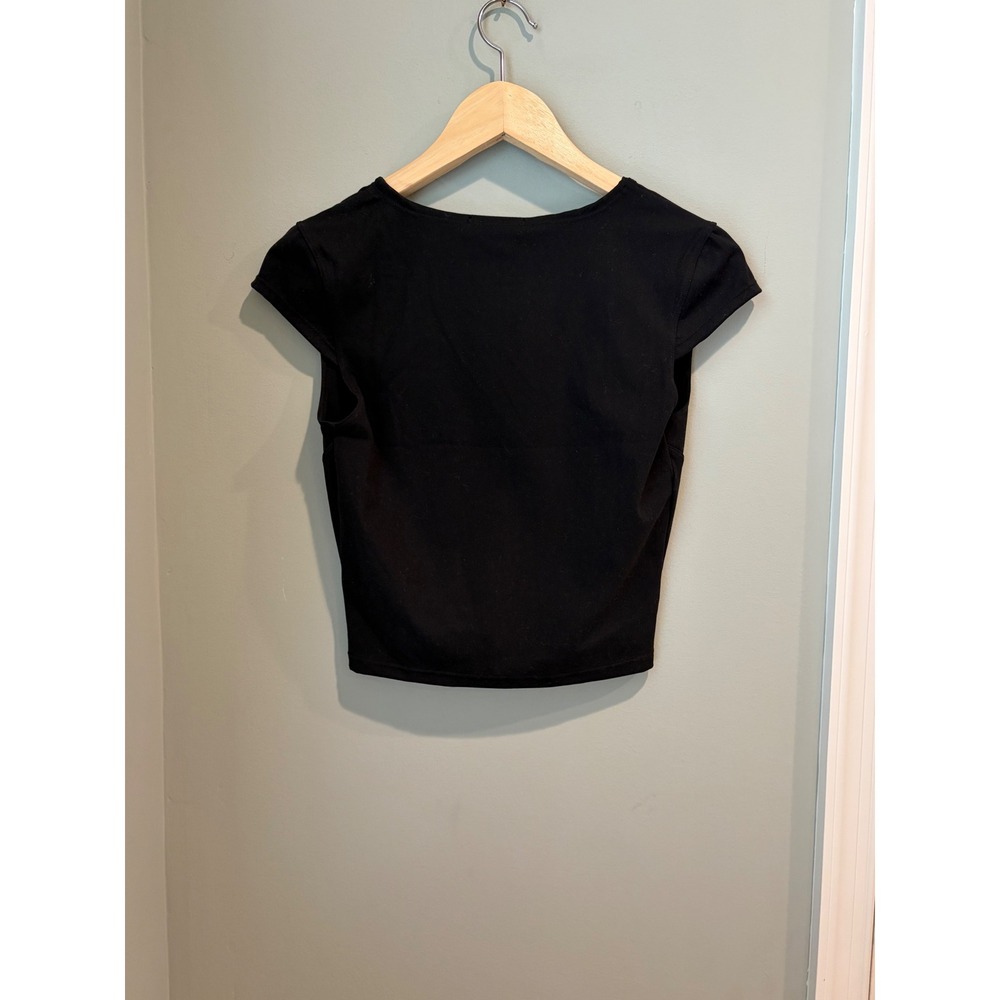 PrettyLittleThing Petite Black Contour Sculpt V Neck Crop Top Size 6 NWT - Picture 2 of 5